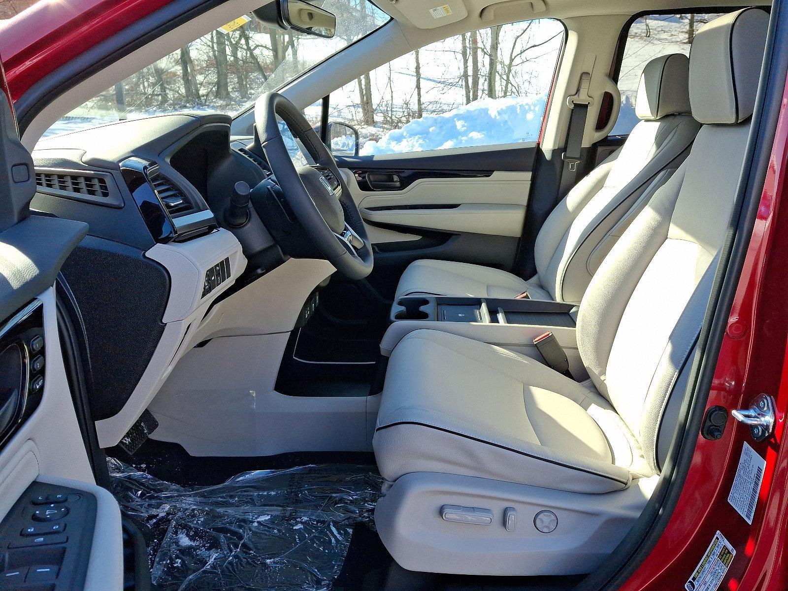 2025 Honda Odyssey Vehicle Photo in Harrisburg, PA 17111