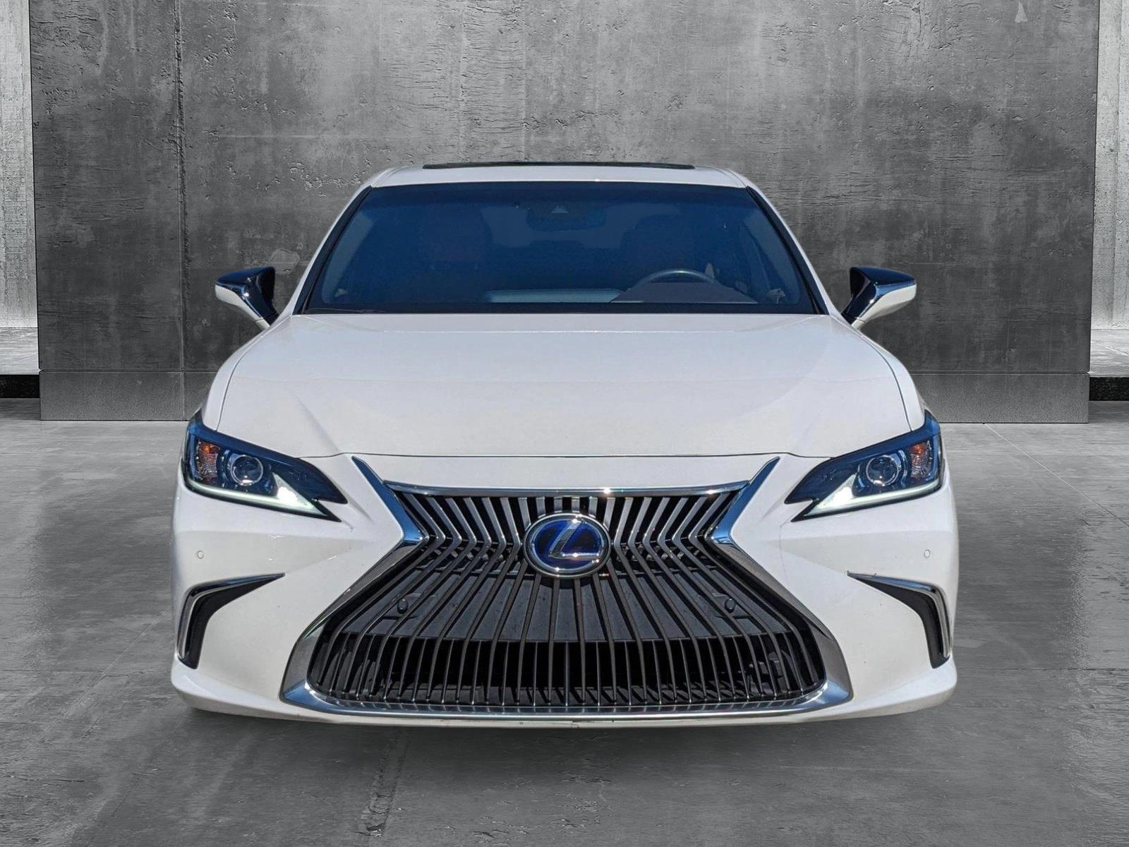 2019 Lexus ES 300h Vehicle Photo in Tampa, FL 33614