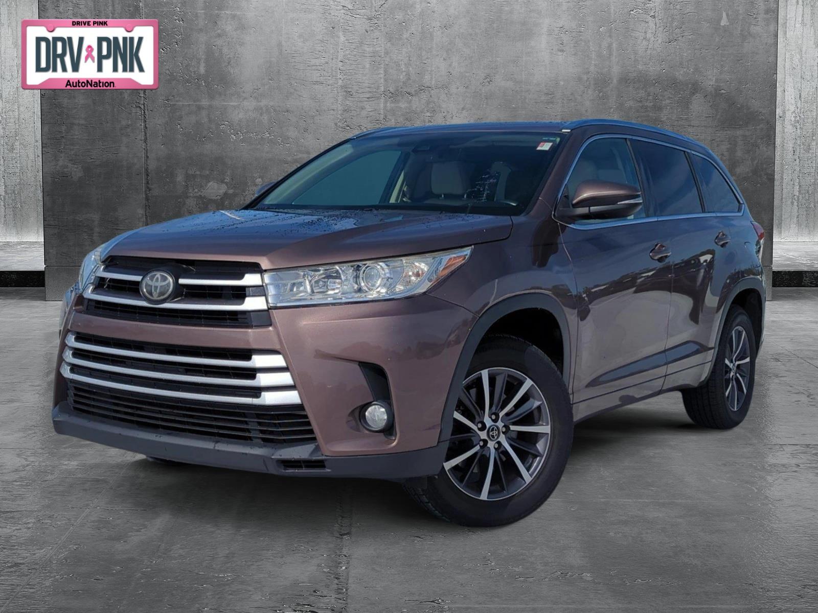 2017 Toyota Highlander Vehicle Photo in Ft. Myers, FL 33907