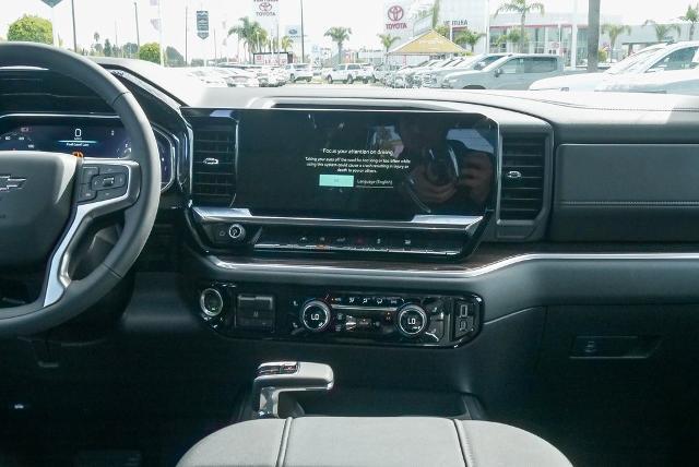 2025 Chevrolet Silverado 1500 Vehicle Photo in VENTURA, CA 93003-8585