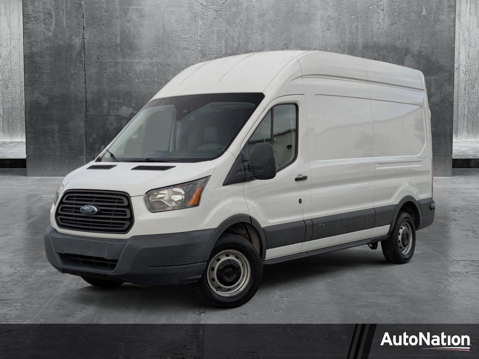 2018 Ford Transit Van Vehicle Photo in St. Petersburg, FL 33713