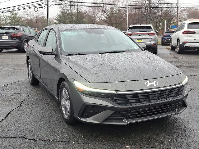 Used 2025 Hyundai Elantra SE with VIN KMHLL4DG2SU864607 for sale in Old Bridge, NJ