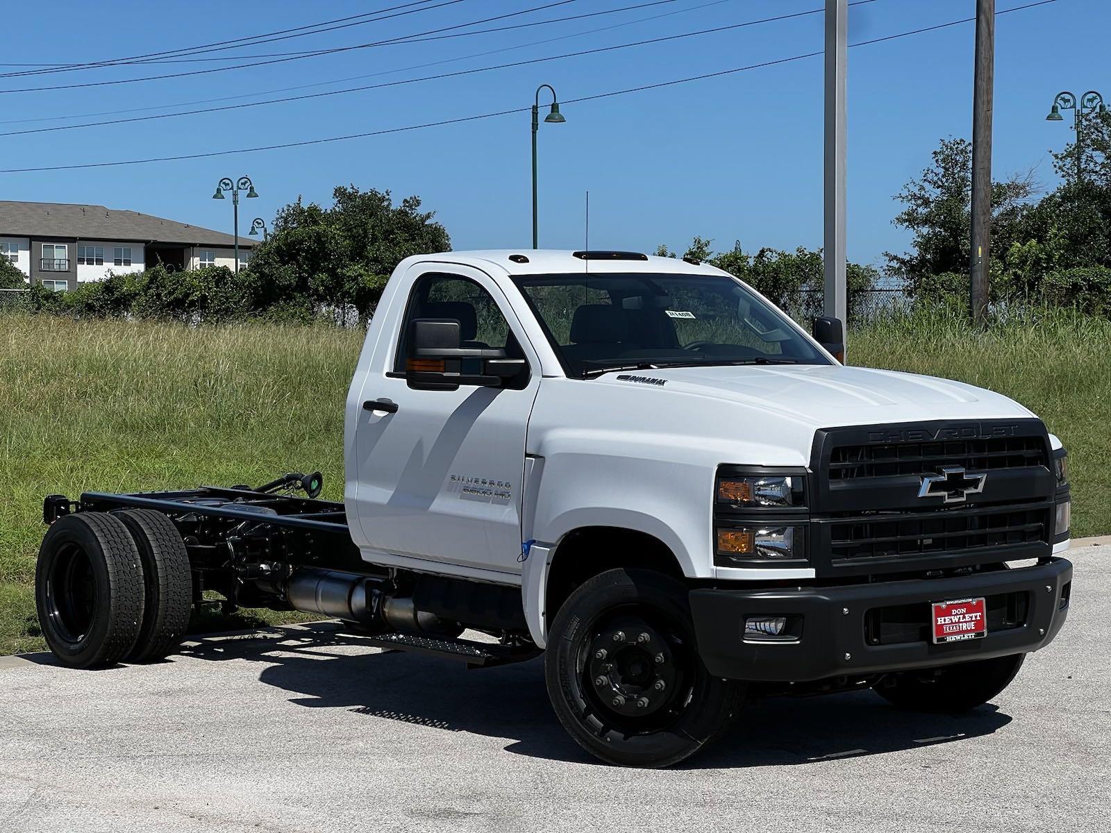 2024 Chevrolet Silverado 5500 HD Vehicle Photo in GEORGETOWN, TX 78626-7508