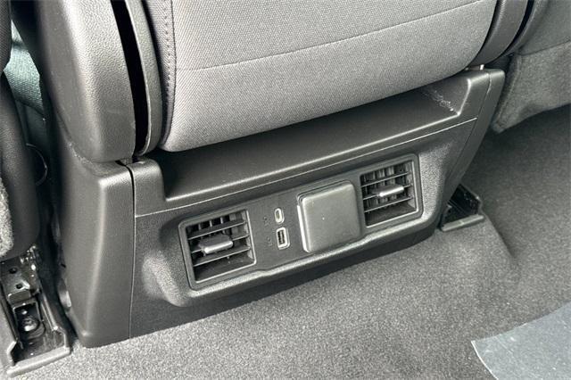 2023 GMC Sierra 1500 Vehicle Photo in ELK GROVE, CA 95757-8703