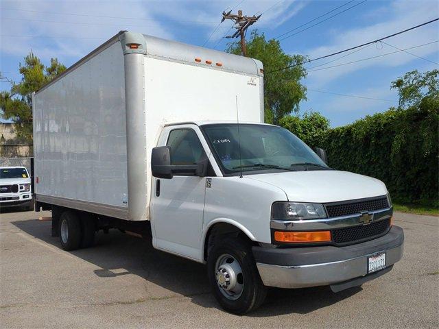 2016 Chevrolet Express Cutaway 3500 Vehicle Photo in PASADENA, CA 91107-3803