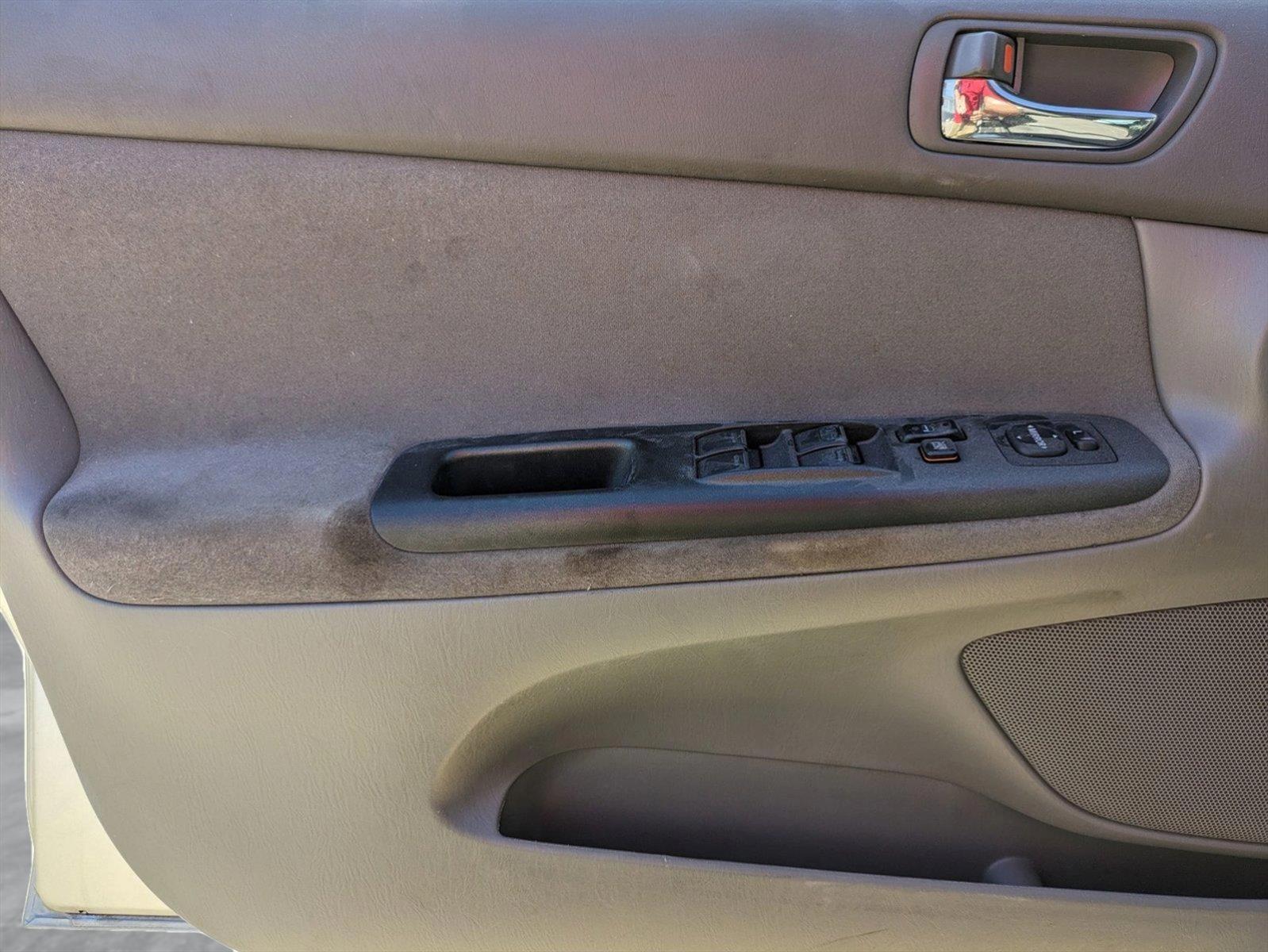 2005 Toyota Camry Vehicle Photo in Winter Park, FL 32792
