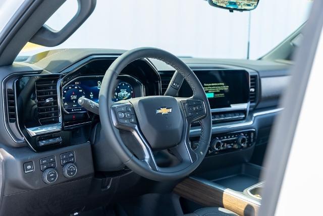 2025 Chevrolet Silverado 2500 HD Vehicle Photo in PLYMOUTH, MA 02360-4801