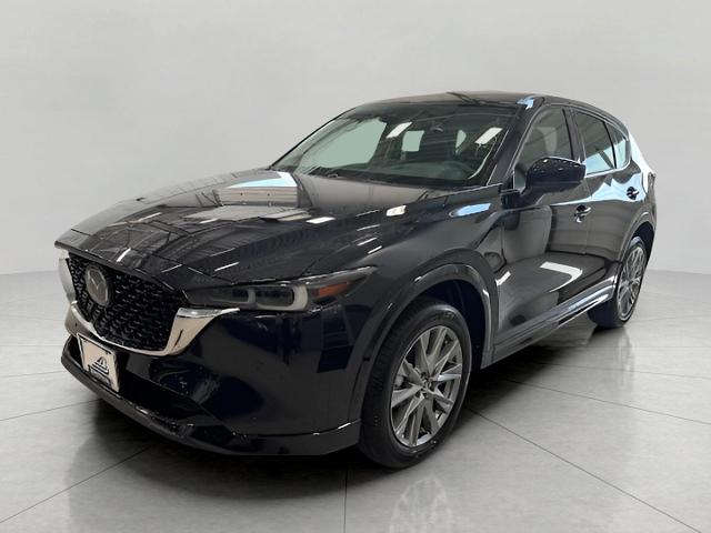 2025 Mazda CX-5 Vehicle Photo in Green Bay, WI 54304