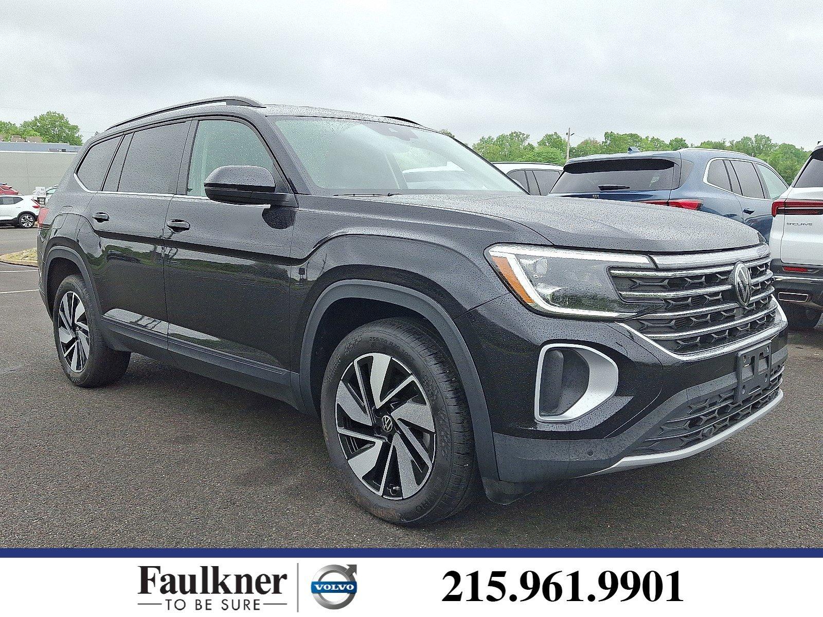 2024 Volkswagen Atlas Vehicle Photo in Trevose, PA 19053