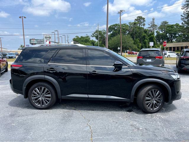 2022 Nissan Pathfinder Vehicle Photo in Savannah, GA 31419