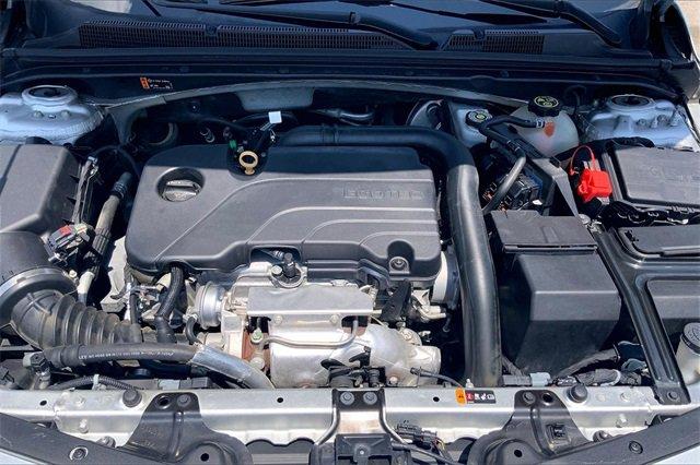 2020 Chevrolet Malibu Vehicle Photo in INDEPENDENCE, MO 64055-1377