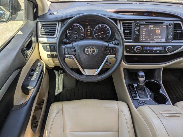 2015 Toyota Highlander Vehicle Photo in BRUNSWICK, GA 31525-1881