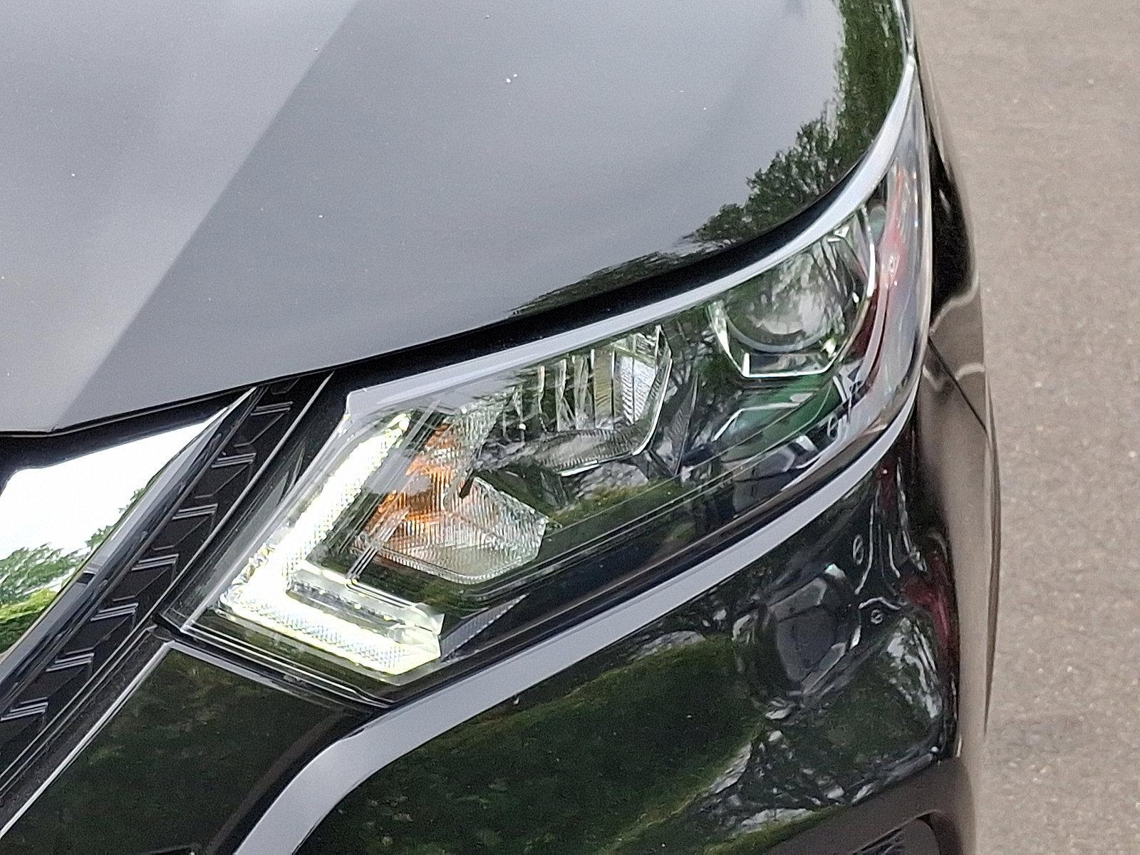 2022 Nissan Rogue Sport Vehicle Photo in Jenkintown, PA 19046