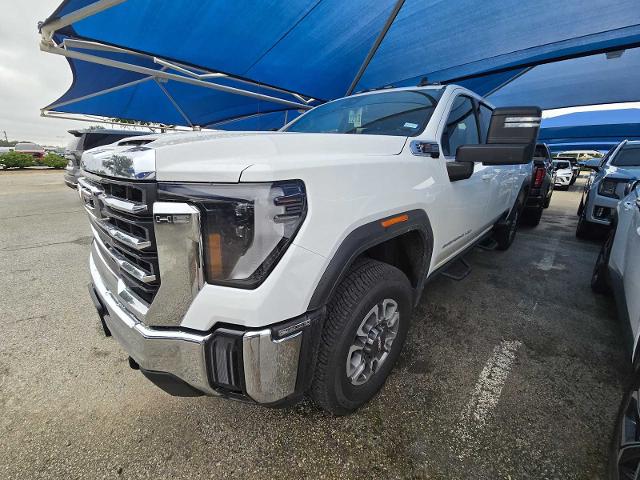 2025 GMC Sierra 2500 HD Vehicle Photo in DENTON, TX 76210-9321