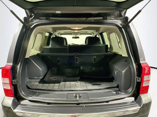 2017 Jeep Patriot Vehicle Photo in Doylestown, PA 18902