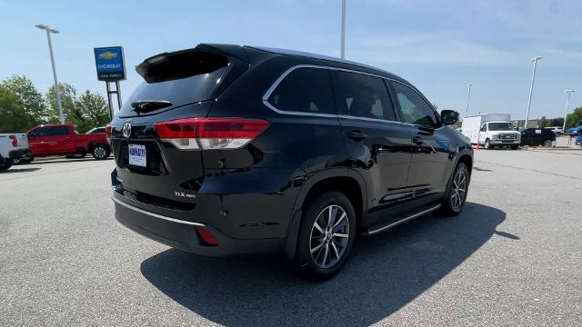 2019 Toyota Highlander Vehicle Photo in BENTONVILLE, AR 72712-4322