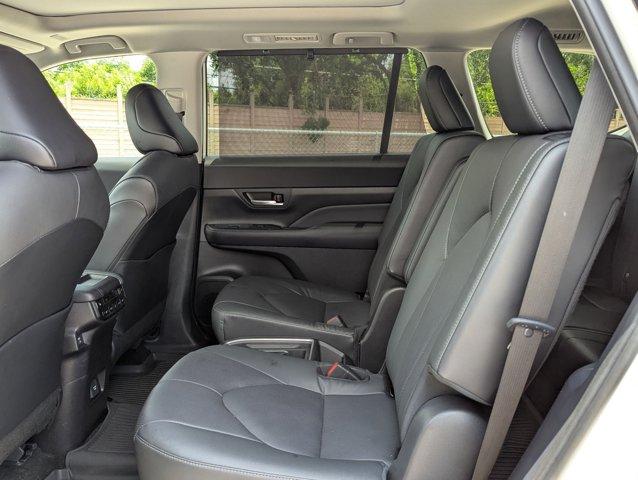 2024 Toyota Grand Highlander Vehicle Photo in San Antonio, TX 78230