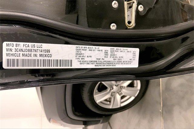 2022 Jeep Compass Vehicle Photo in KANSAS CITY, MO 64114-4502
