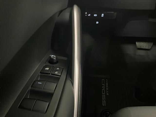 2025 Toyota Corolla Cross Vehicle Photo in Oshkosh, WI 54904