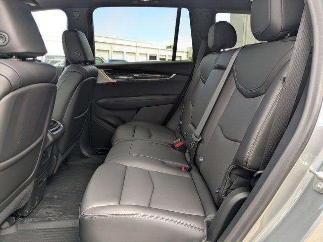 2025 Cadillac XT6 Vehicle Photo in BRUNSWICK, GA 31525-1881