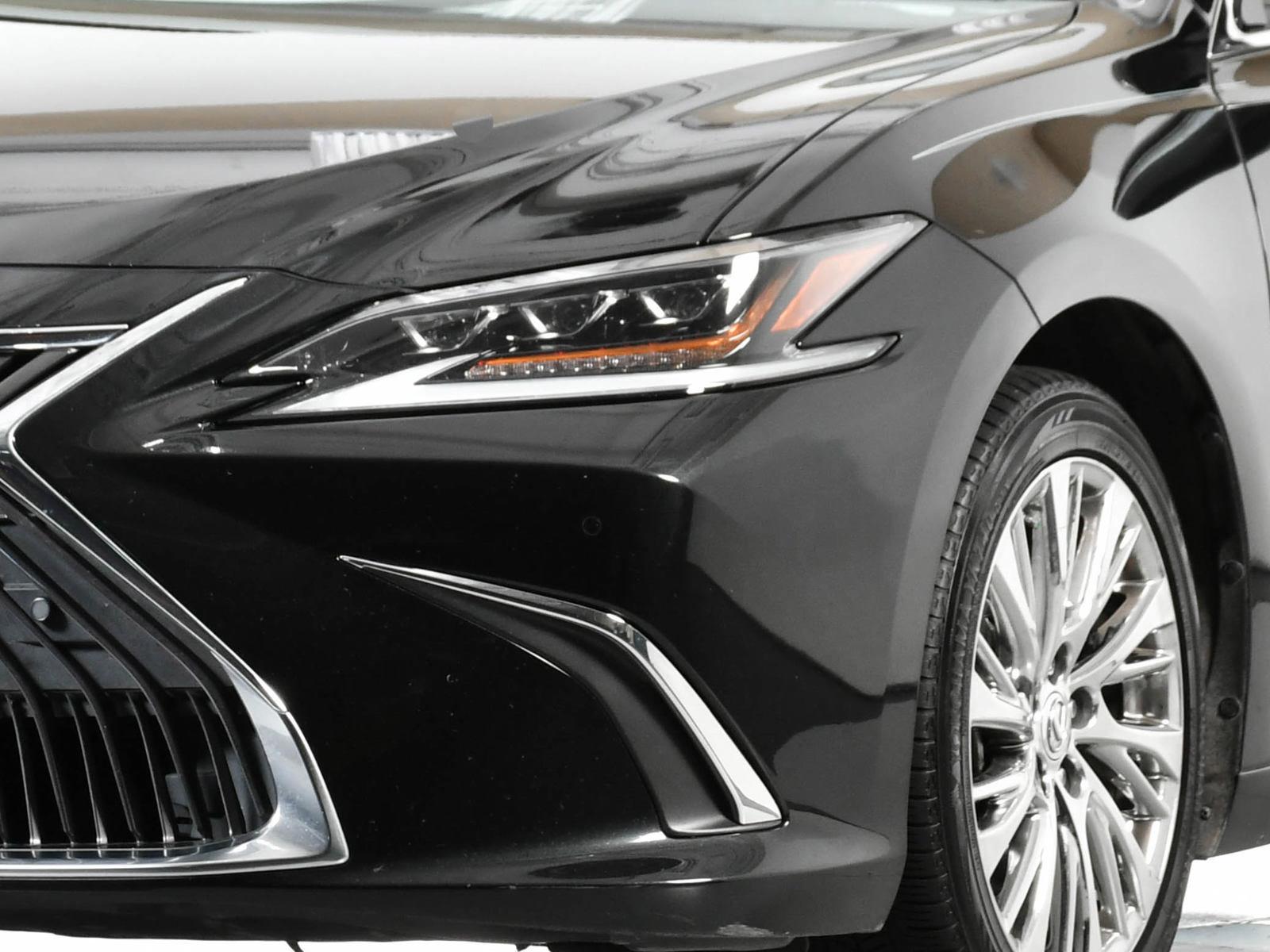 2019 Lexus ES 350 Vehicle Photo in DALLAS, TX 75235