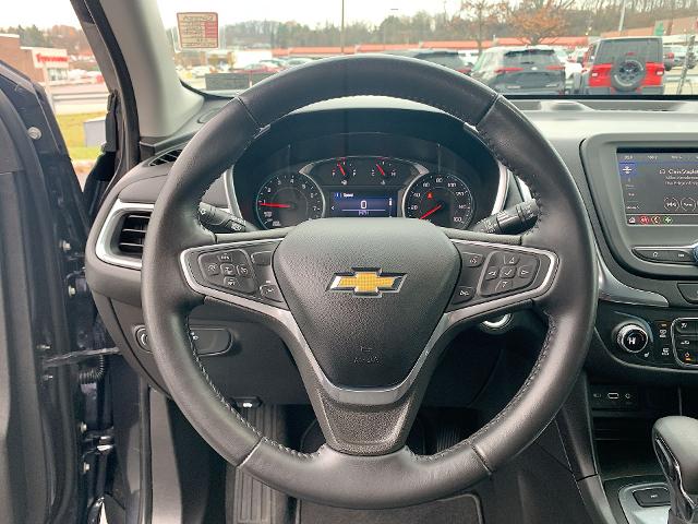 2022 Chevrolet Equinox Vehicle Photo in MOON TOWNSHIP, PA 15108-2571