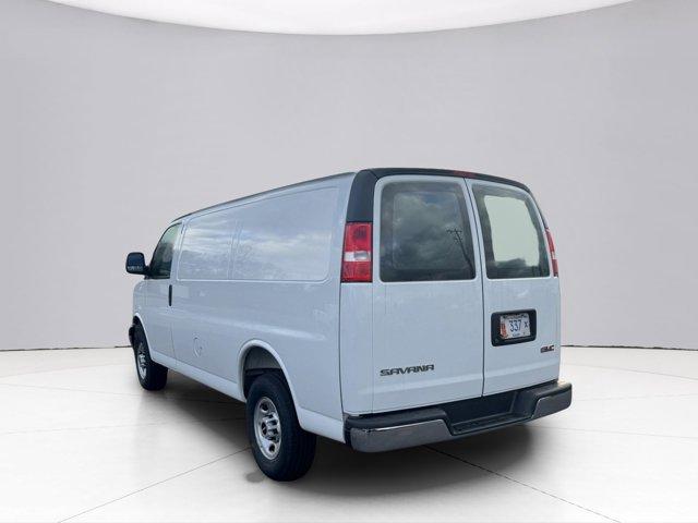 2025 GMC Savana Cargo 2500 Vehicle Photo in LEOMINSTER, MA 01453-2952