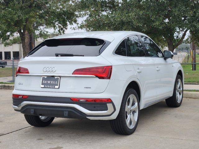 2025 Audi Q5 Sportback Vehicle Photo in HOUSTON, TX 77090