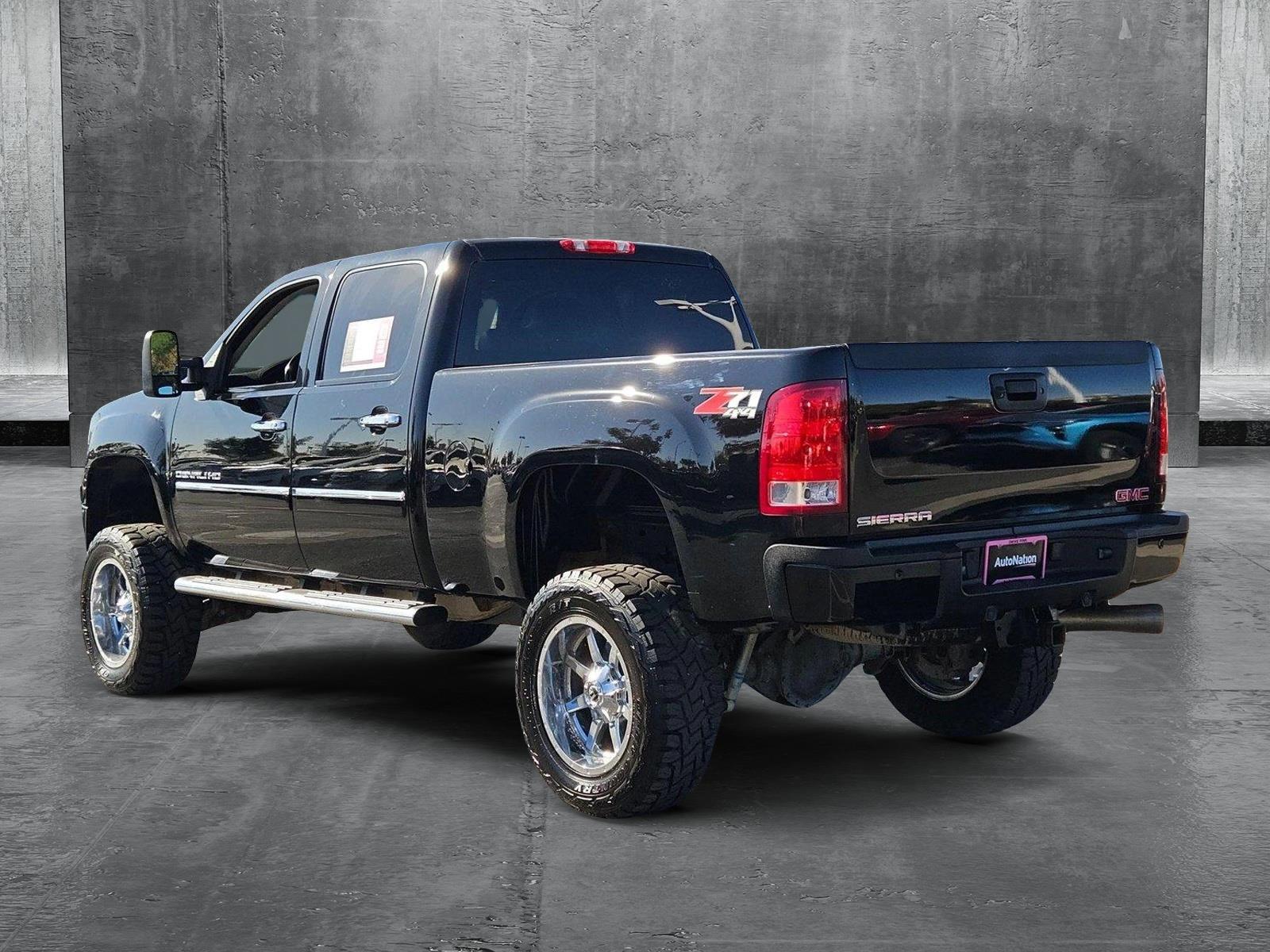 2014 GMC Sierra 2500HD Vehicle Photo in GILBERT, AZ 85297-0446