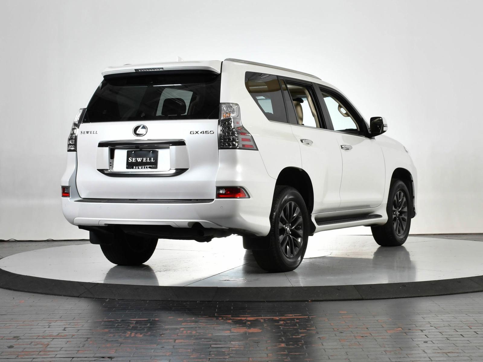 2023 Lexus GX 460 Vehicle Photo in DALLAS, TX 75235