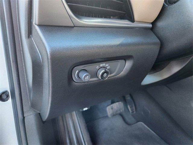 2022 Chevrolet Traverse Vehicle Photo in AURORA, CO 80011-6998