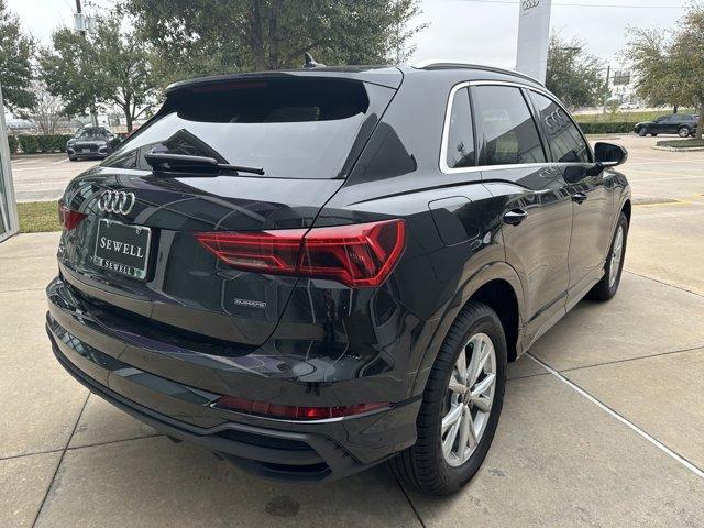 2025 Audi Q3 Vehicle Photo in HOUSTON, TX 77090