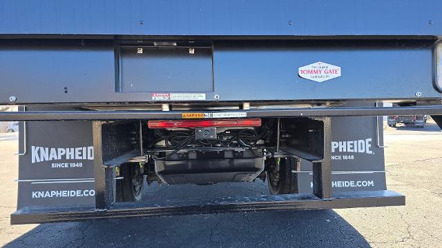 2024 Chevrolet Silverado Chassis Cab Vehicle Photo in INDEPENDENCE, MO 64055-1314