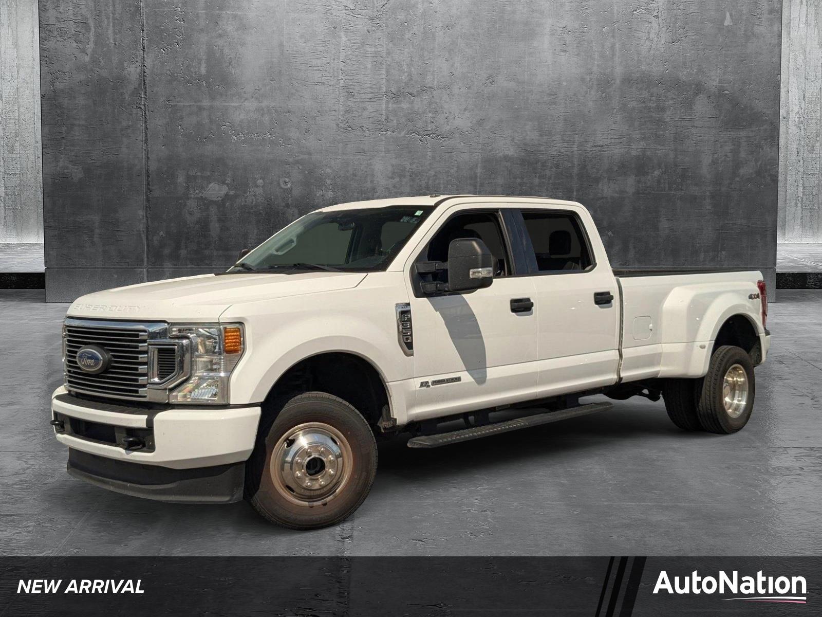 2022 Ford Super Duty F-350 DRW Vehicle Photo in St. Petersburg, FL 33713