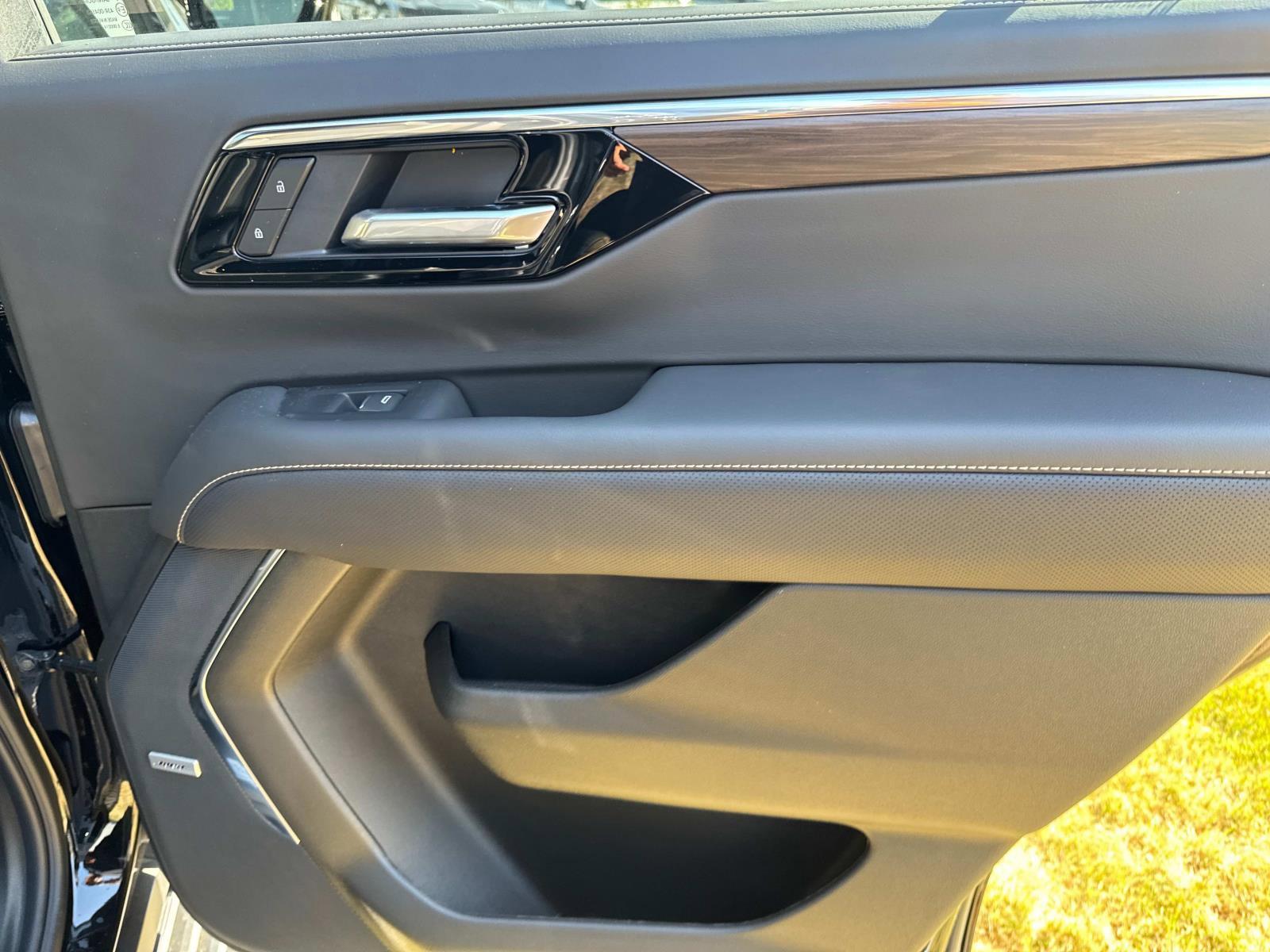 2025 Chevrolet Tahoe Vehicle Photo in LOS ANGELES, CA 90007-3794