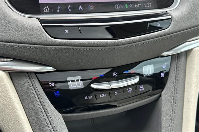 2022 Cadillac XT5 Vehicle Photo in ELK GROVE, CA 95757-8703