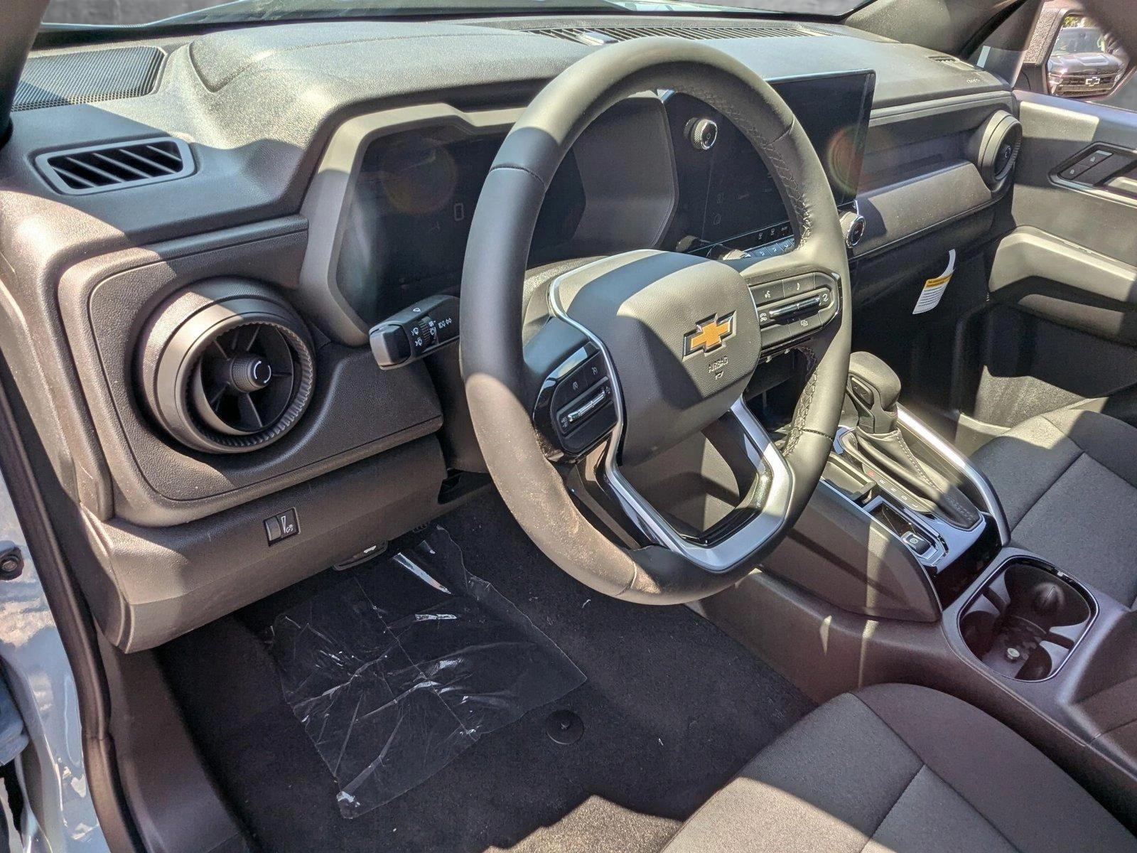 2025 Chevrolet Colorado Vehicle Photo in MIAMI, FL 33134-2699