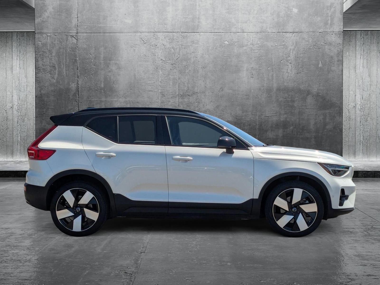 2023 Volvo XC40 Recharge Pure Electric Vehicle Photo in St. Petersburg, FL 33713