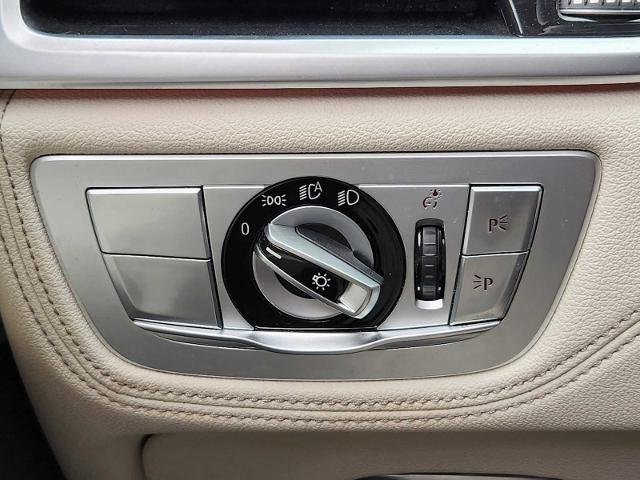 2022 BMW 750i xDrive Vehicle Photo in PLANO, TX 75024