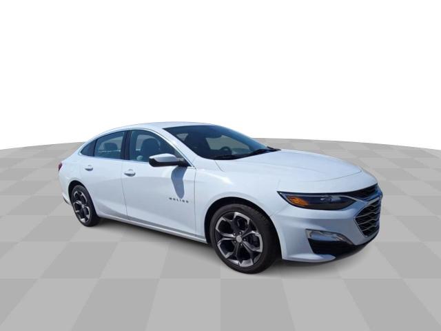 Used 2022 Chevrolet Malibu 1LT with VIN 1G1ZD5ST9NF184531 for sale in Grand Rapids, Minnesota