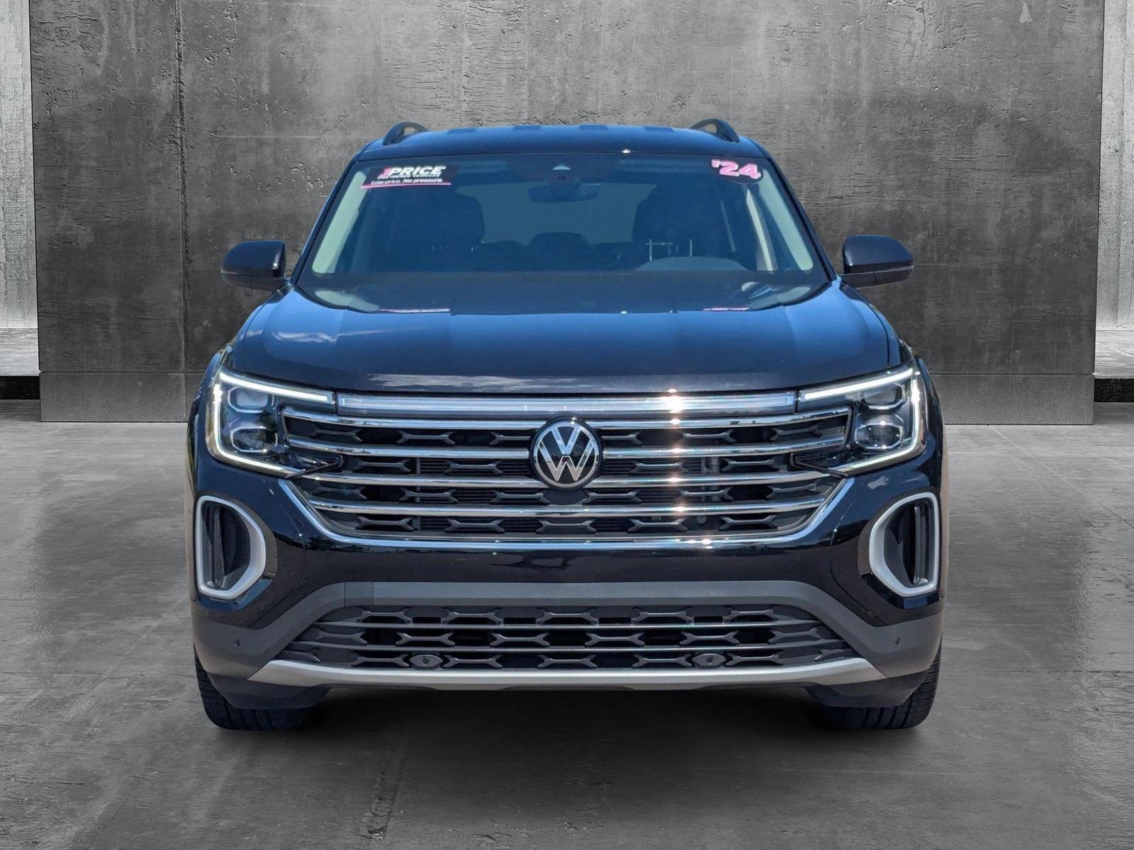 2024 Volkswagen Atlas Vehicle Photo in Wesley Chapel, FL 33544