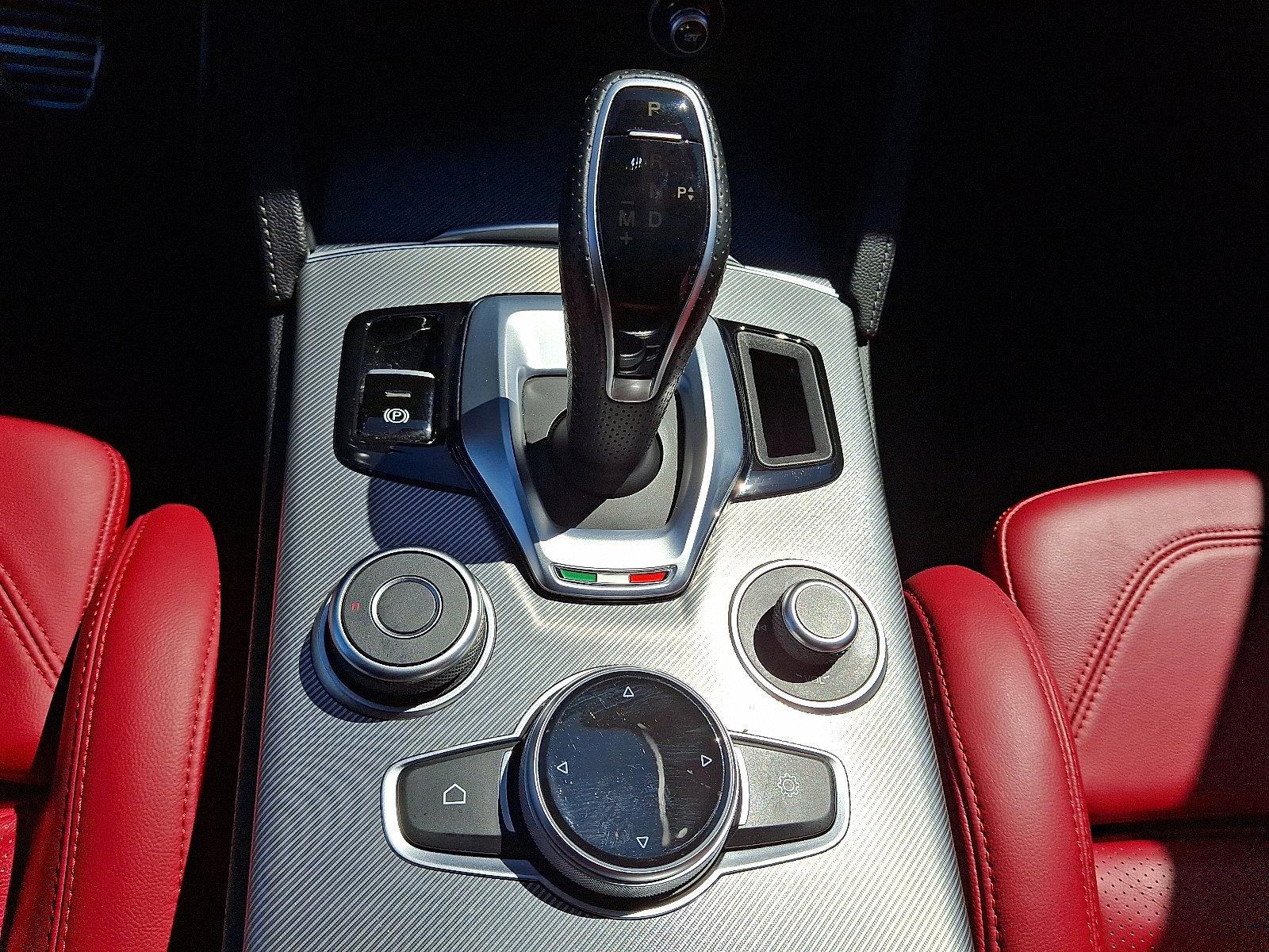 2022 Alfa Romeo Stelvio Vehicle Photo in Willow Grove, PA 19090