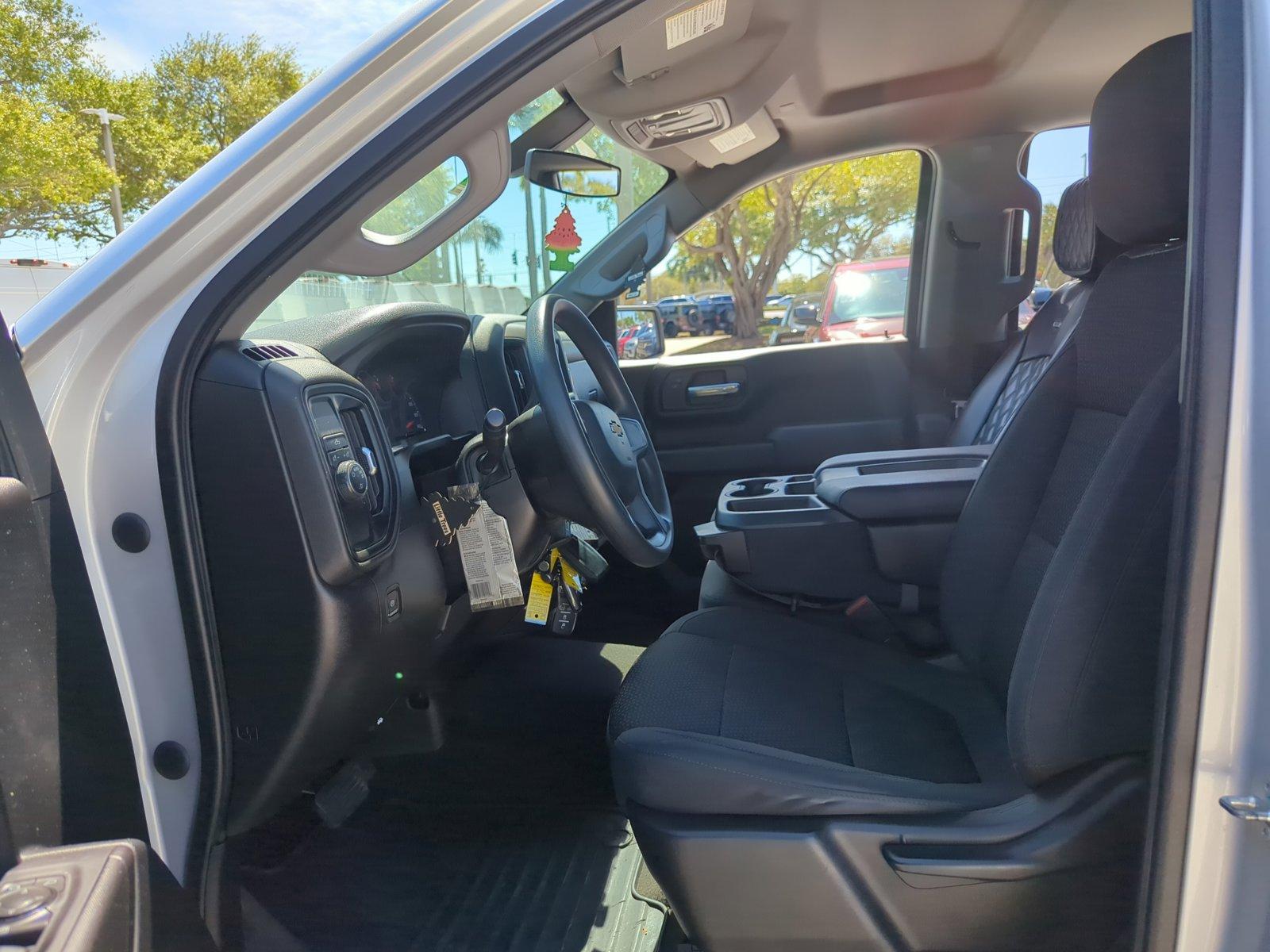 2022 Chevrolet Silverado 1500 LTD Vehicle Photo in Pembroke Pines , FL 33084