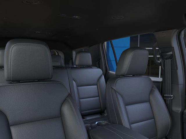 2025 Chevrolet Traverse Vehicle Photo in Roslyn, NY 11576