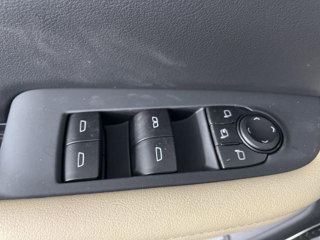 2025 Buick Enclave Vehicle Photo in GILBERT, AZ 85297-0402
