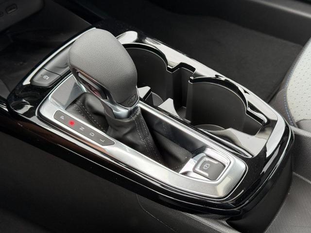 2025 Chevrolet Trax Vehicle Photo in COLUMBIA, MO 65203-3903