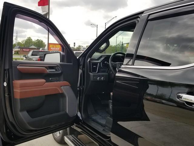 2023 GMC Sierra 1500 Vehicle Photo in ELYRIA, OH 44035-6349