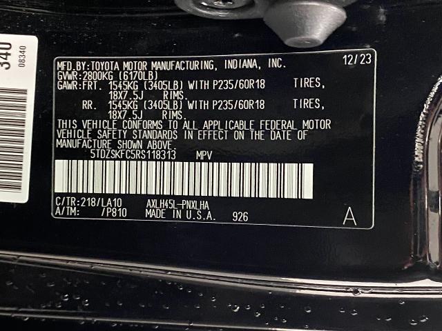 2024 Toyota Sienna Vehicle Photo in Appleton, WI 54913