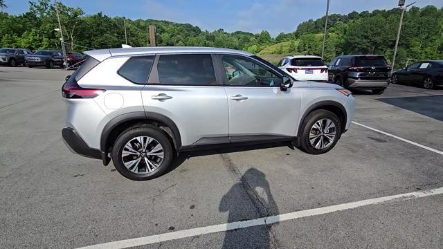 2022 Nissan Rogue Vehicle Photo in Pleasant Hills, PA 15236