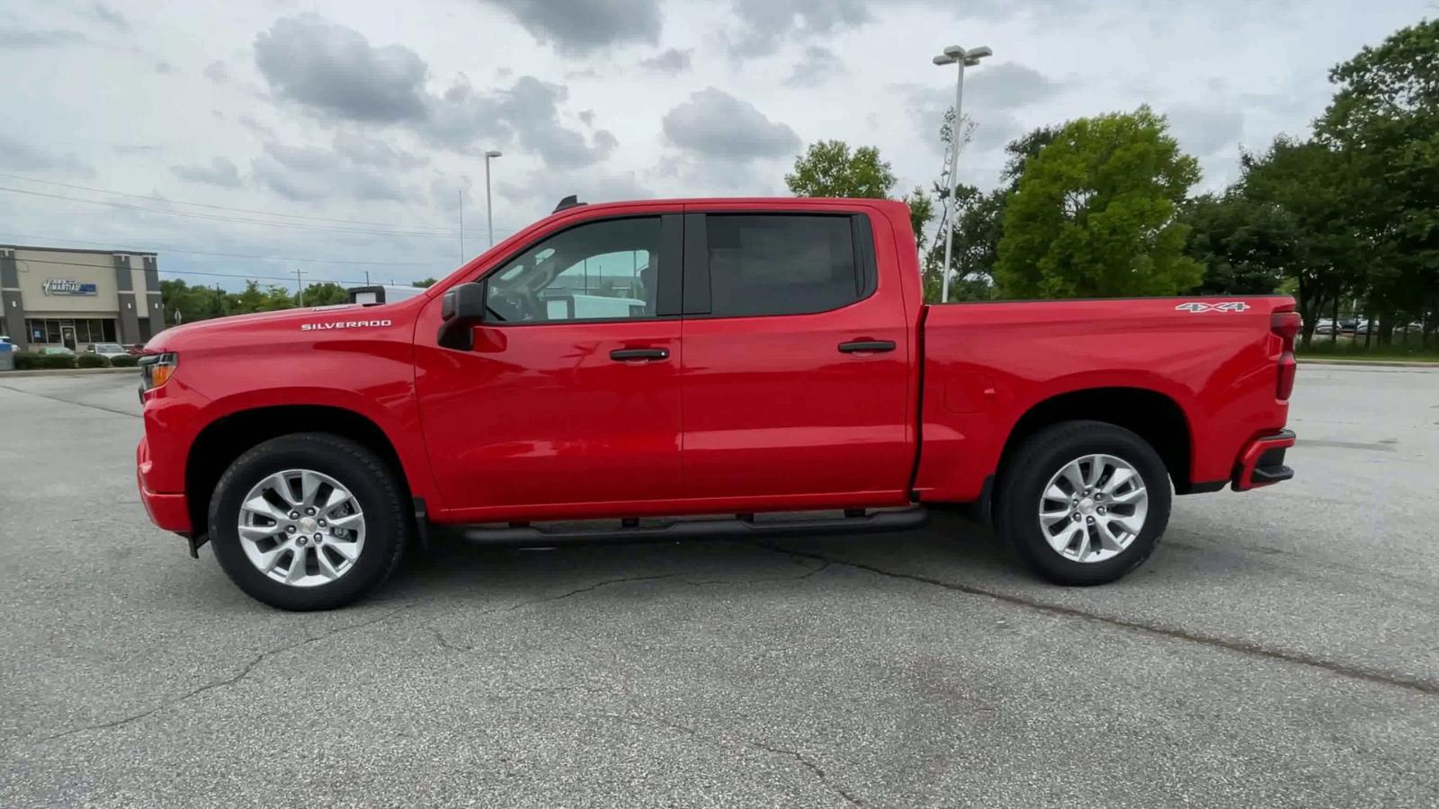 2025 Chevrolet Silverado 1500 Vehicle Photo in BENTONVILLE, AR 72712-4322
